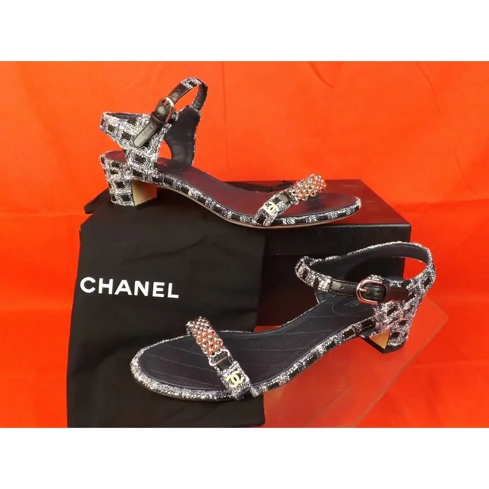 CHANEL G31705 BLUE TWEED GOLD CHAIN CC PEARL LOGO SANDALS LOW HEEL PUMPS 39.5 9